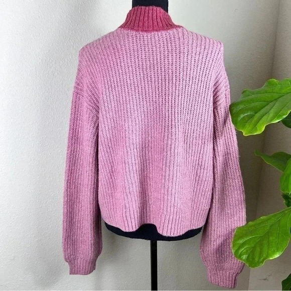 Van’s Women’s Pullover Sweater Jumper Comfortable Fit Size Medium Pink - Picture 7 of 12
